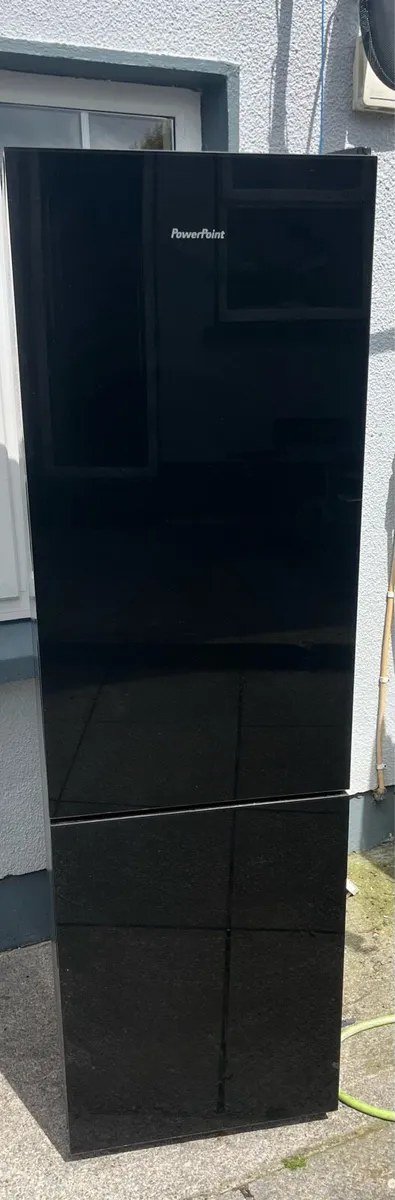 Fridge freezer