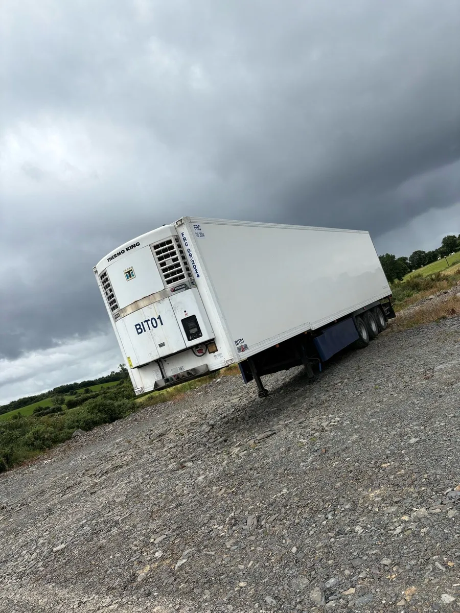 Fridge trailer - Image 1