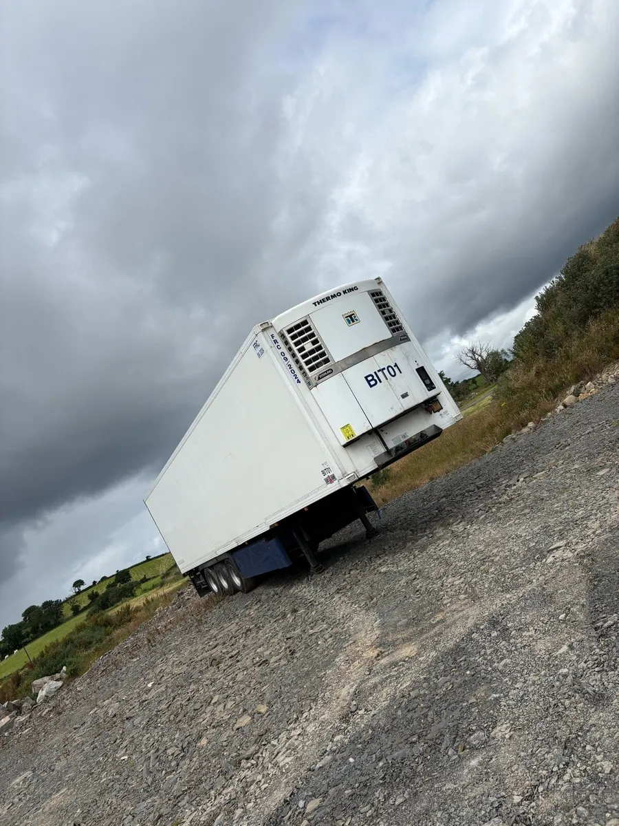 Fridge trailer - Image 2
