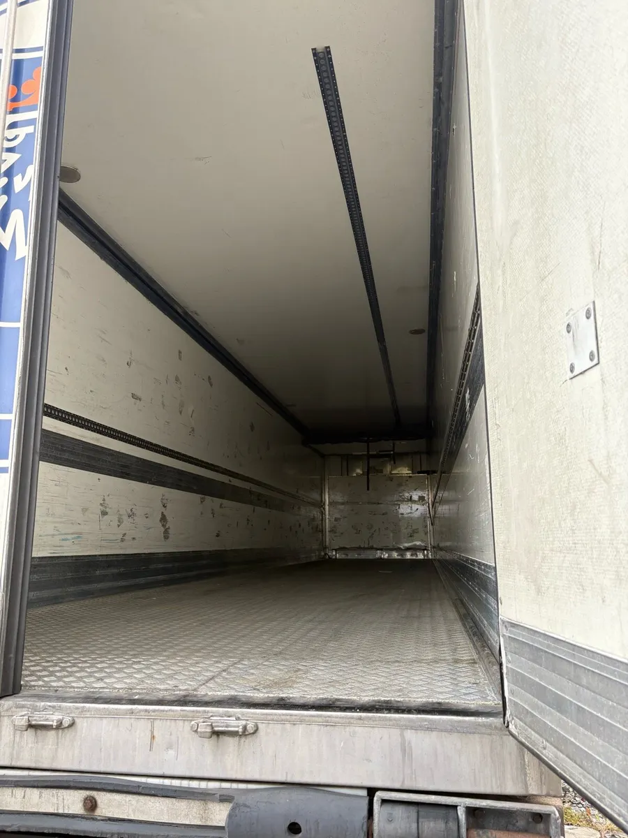 Fridge trailer - Image 3
