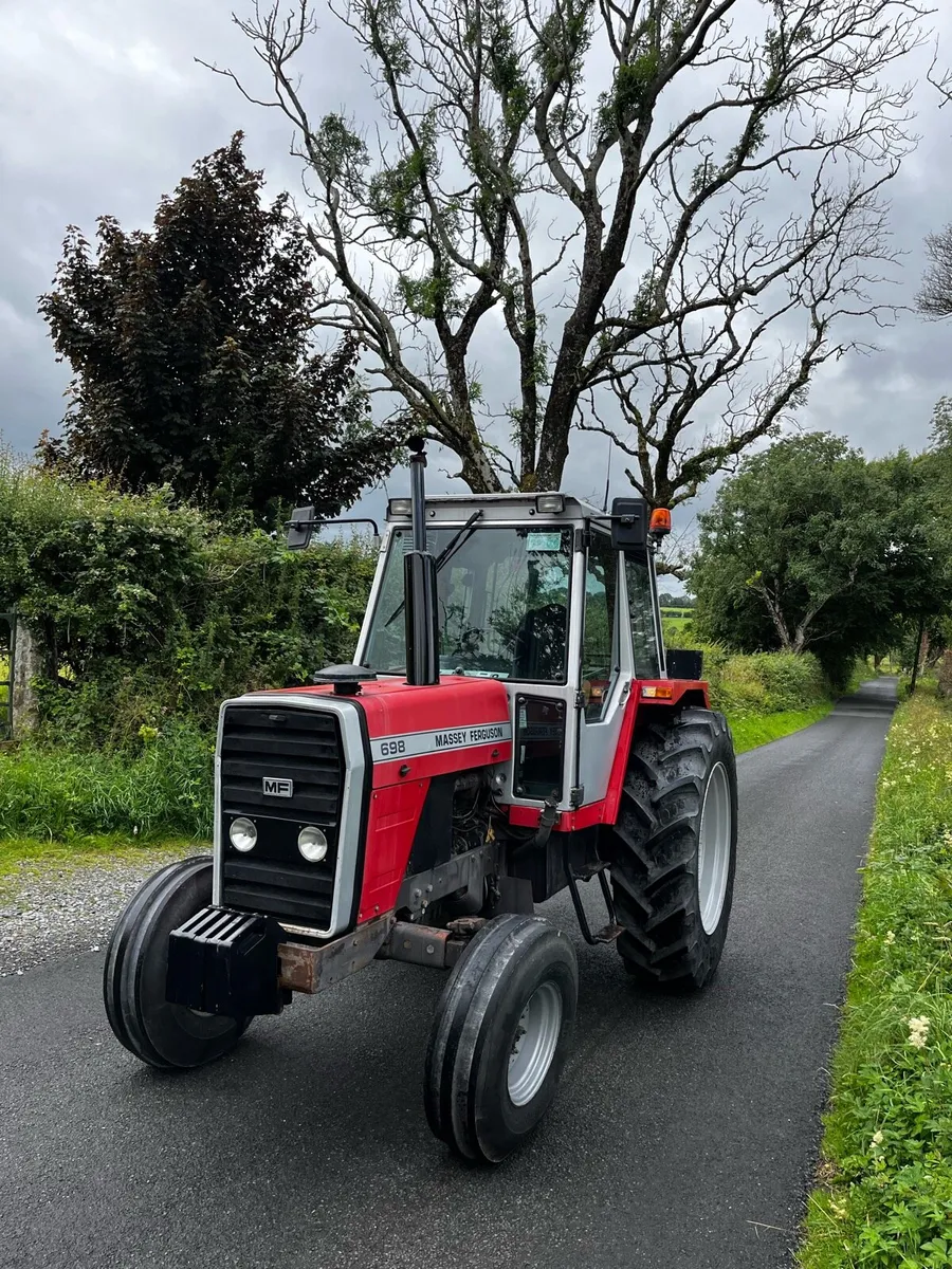 Massey Ferguson 698 - Image 2