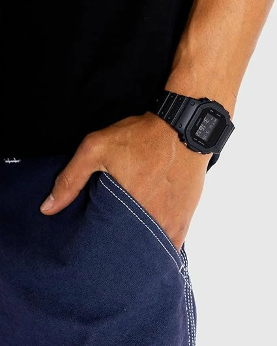 Casio Men G-Shock Black Quartz Watch - Image 2