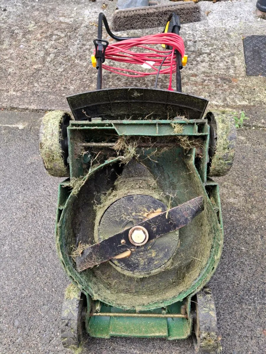 Free  Electric lawnmower and shark hoover - Image 3
