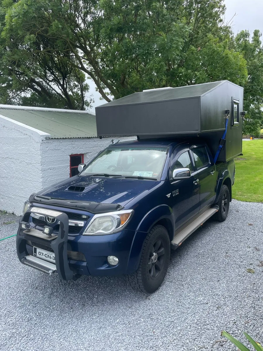 Demountable camper - Image 1