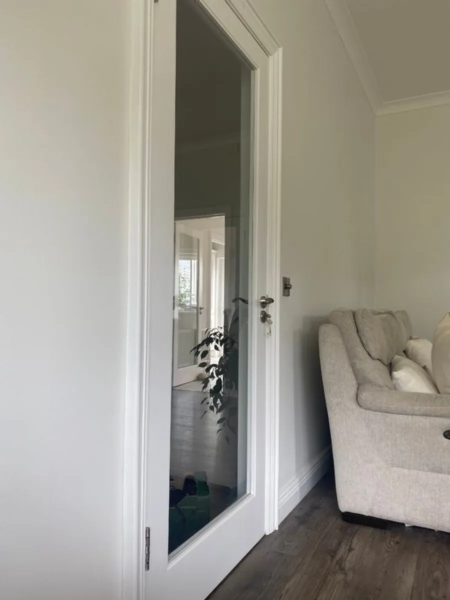 Internal white doors - Image 1