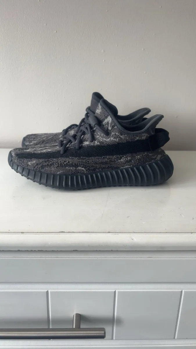 Yeezy 350 - Image 1