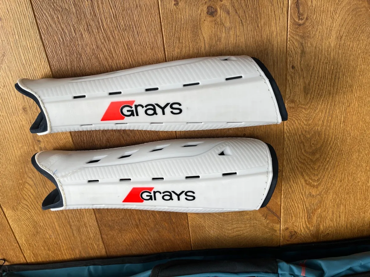 Field Hockey Stick + Bag + Shin Guards - Image 4