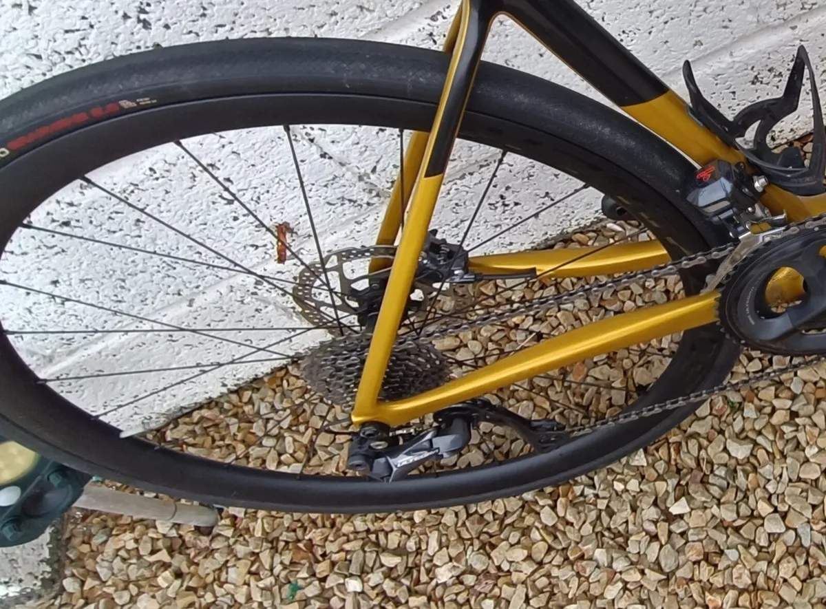 Cannondale Road Bike - Image 3