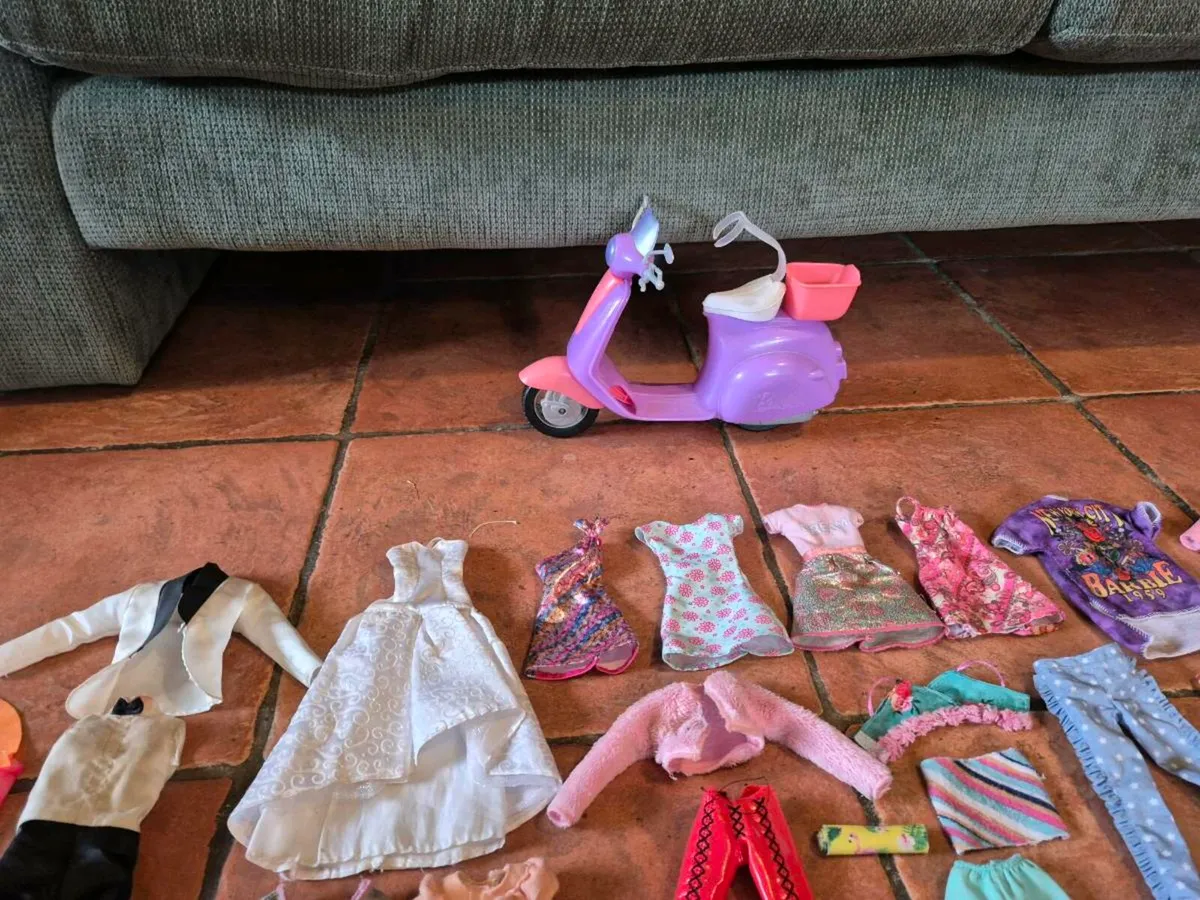 Barbie clothes and dolls - Image 2