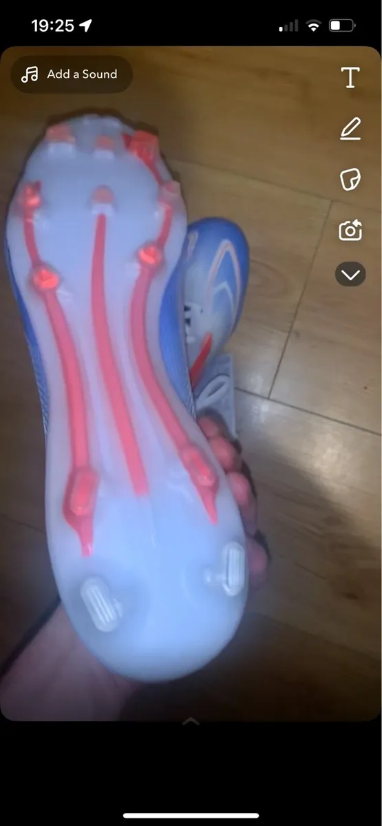 Football boots - Image 2