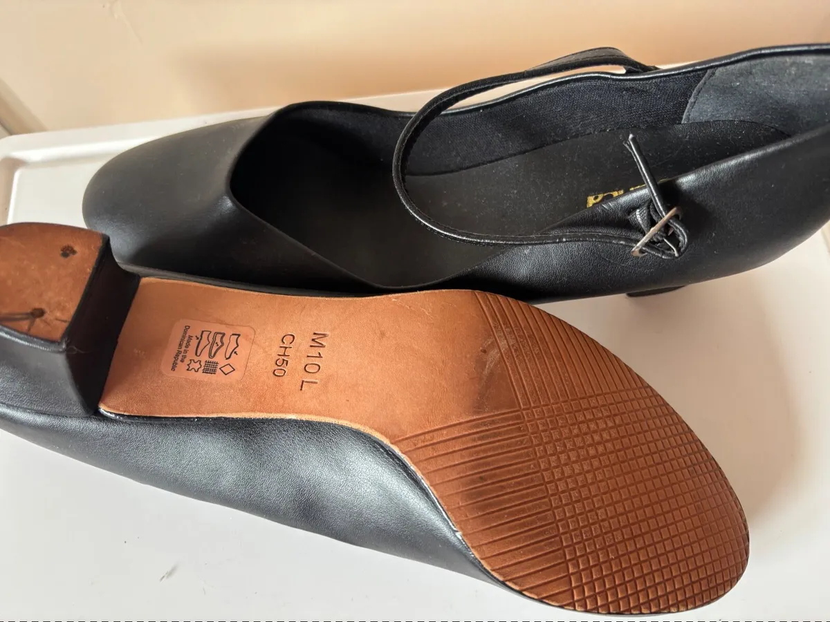 Shoes - Image 3