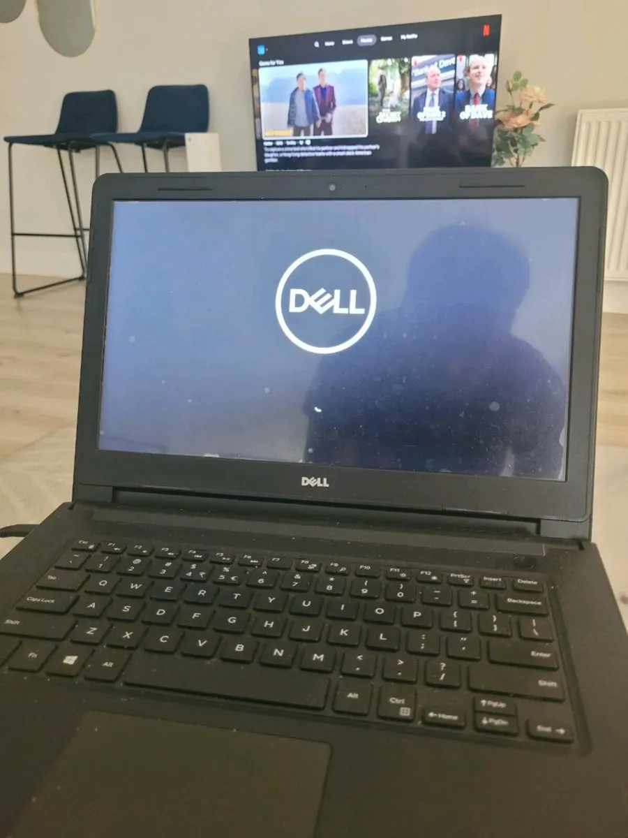 Laptop - Image 1