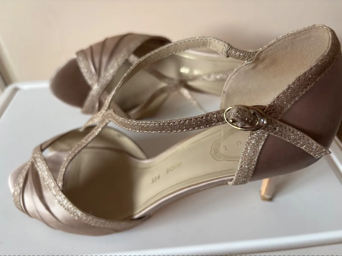 Shoes - Image 1