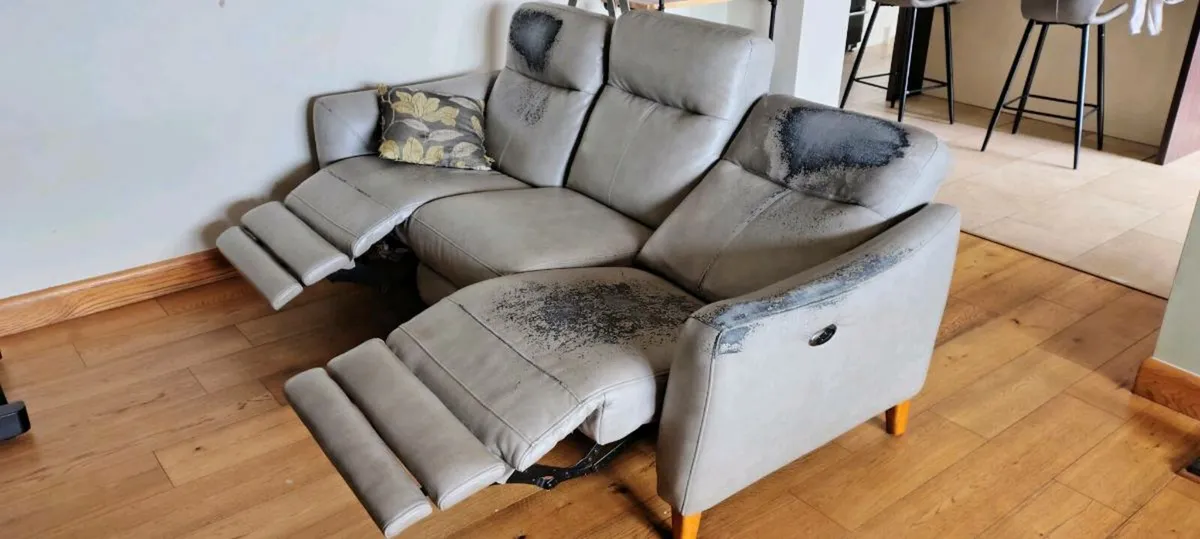 3 Seater & 2 Seater Electric Recliner Sofas - Image 4