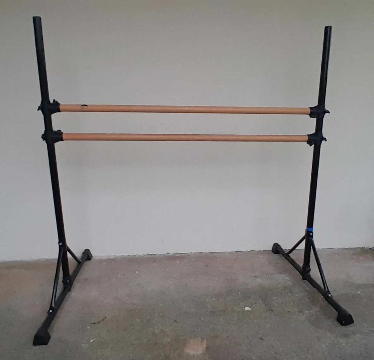 Ballet barres by Zelus - 6 freestanding doubles - Image 4