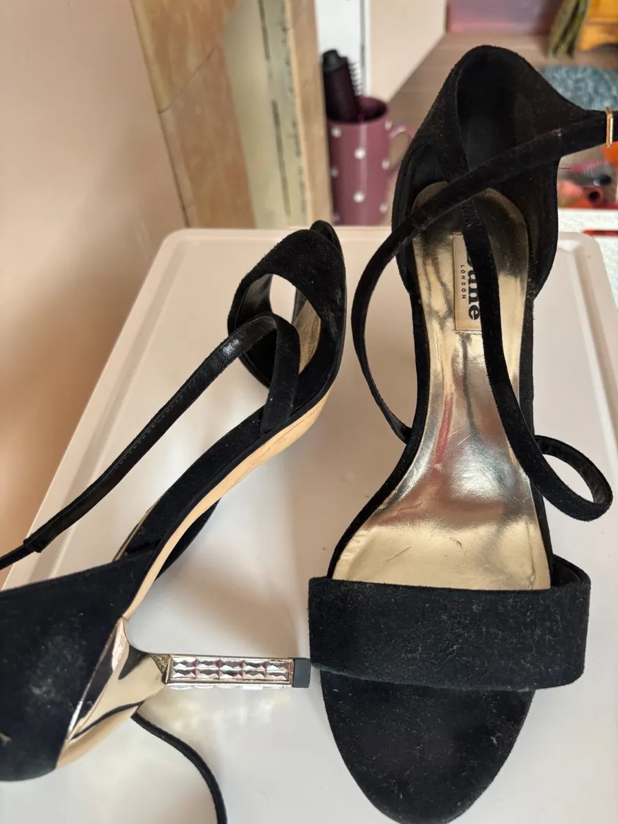 Shoes - Image 3