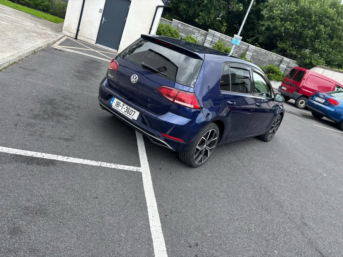 2018 Volkswagen Golf - Image 1