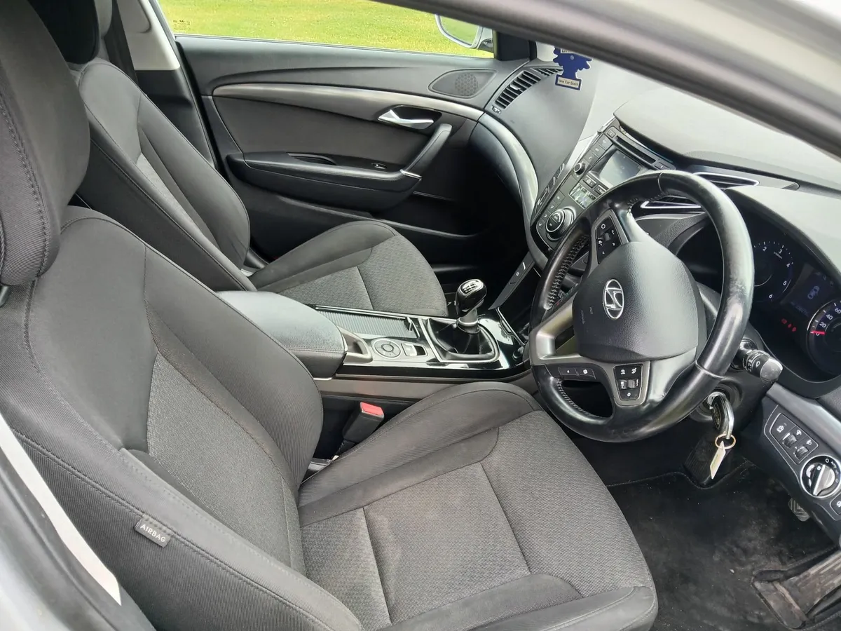 Hyundai i40 2015 - Image 3