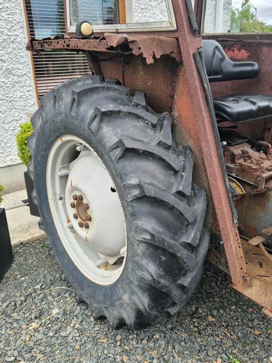 Massey Ferguson 135 - Image 2