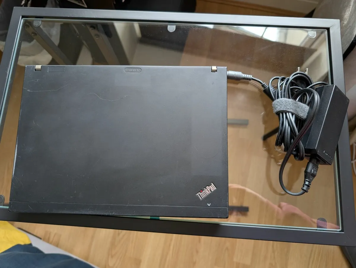 Lenovo ThinkPad Laptop - Image 2