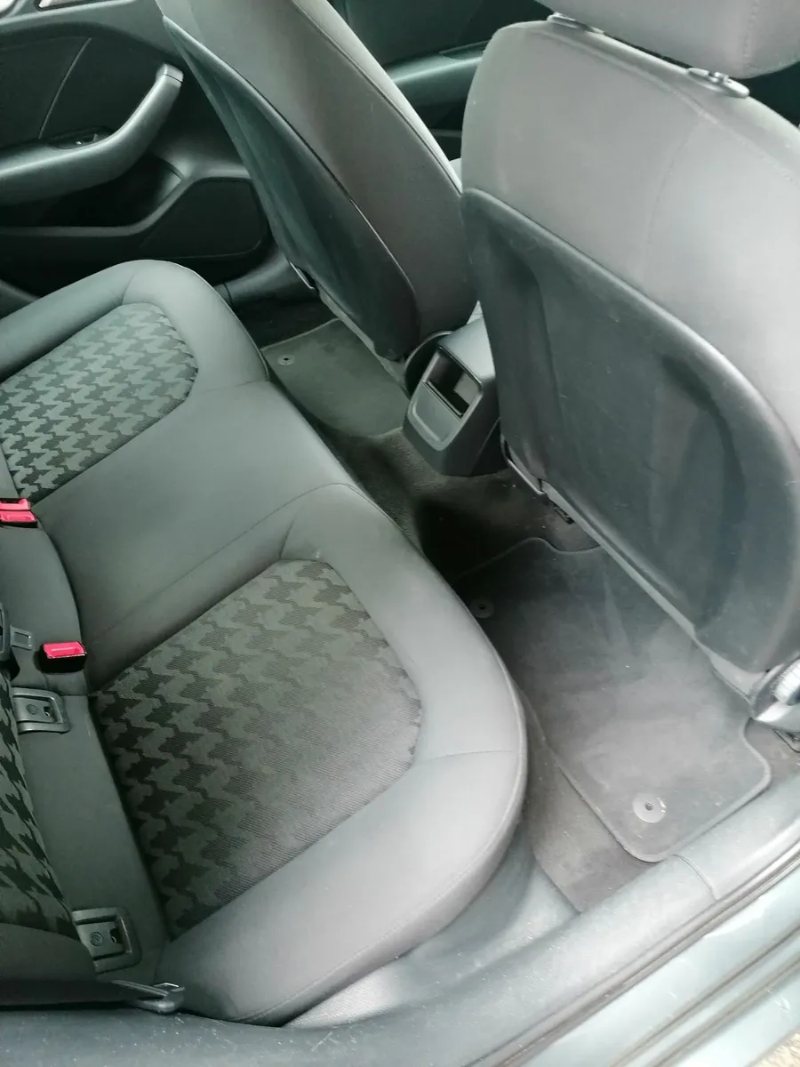 Audi A3 2014 - Image 2