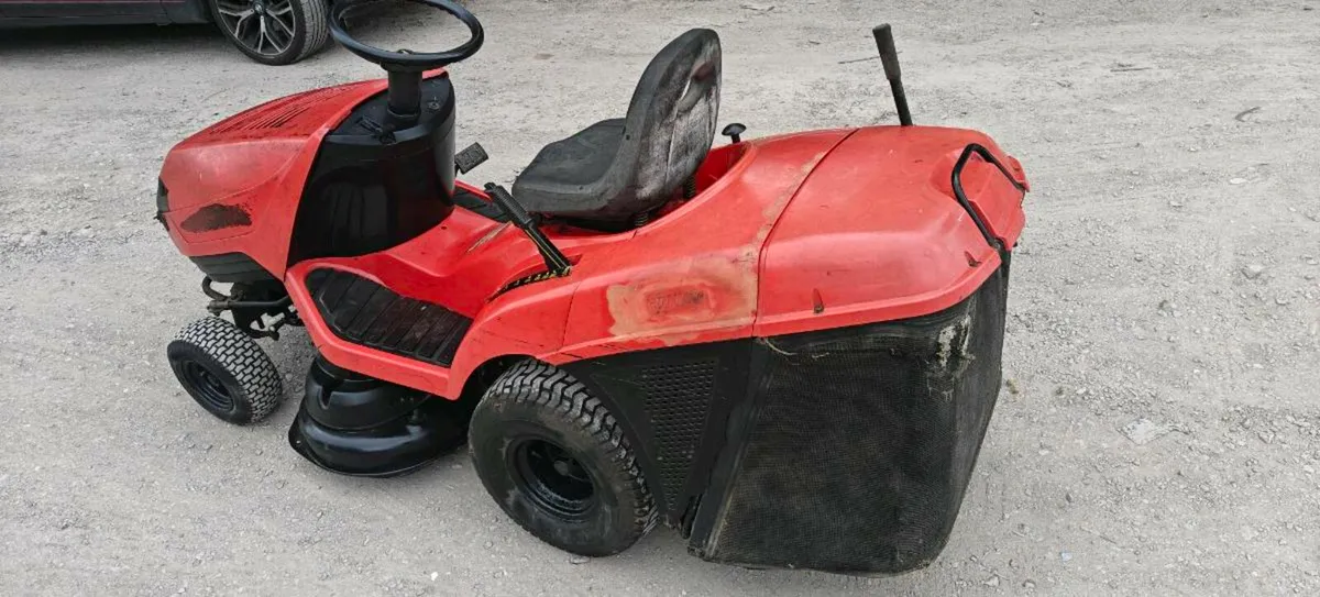 Castelgarden ride on mower - Image 3