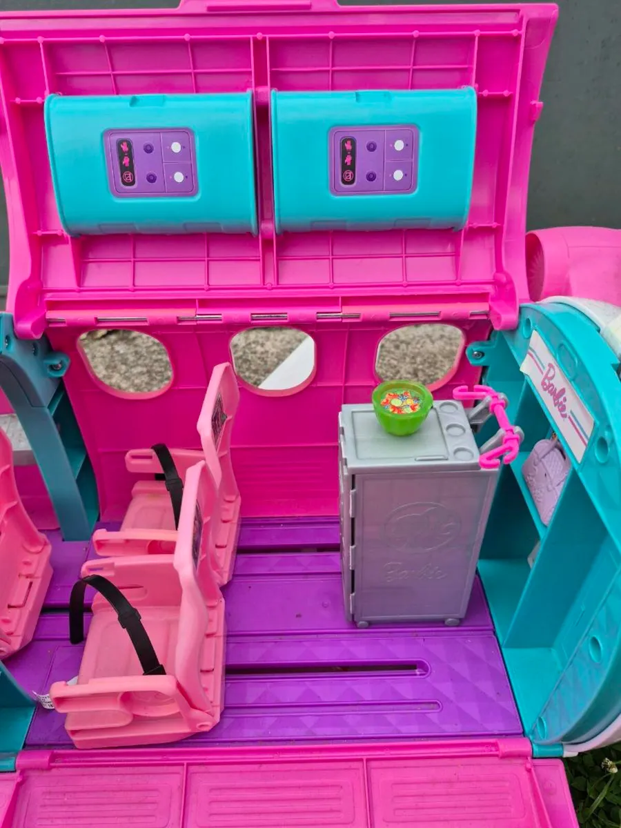 Barbie Airplane - Image 3