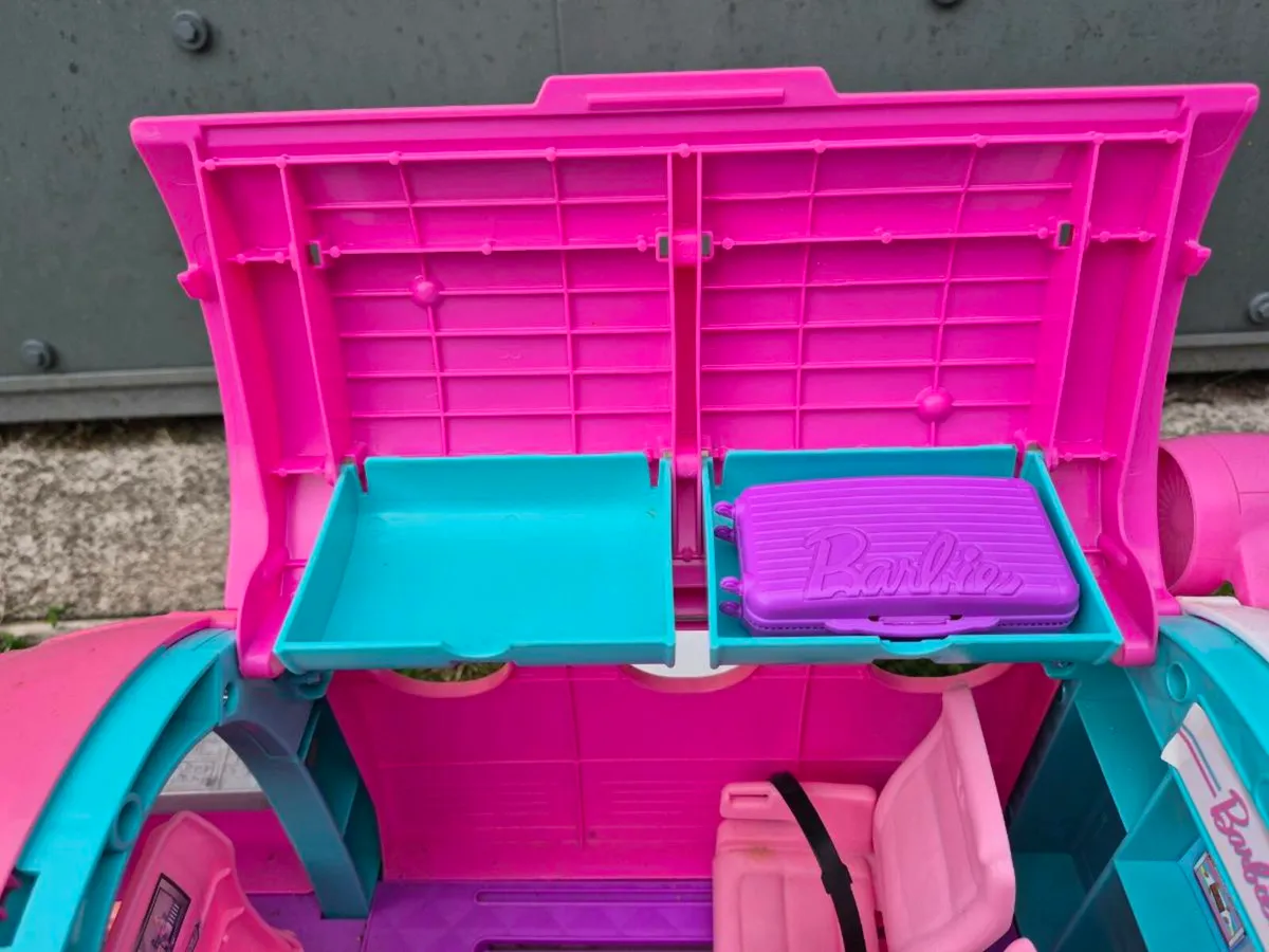 Barbie Airplane - Image 4