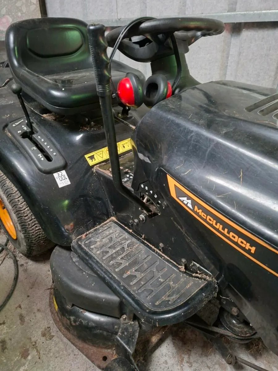 Ride on Lawnmower - Image 2