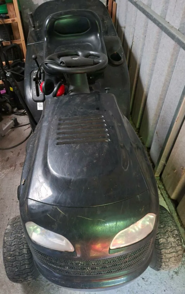 Ride on Lawnmower - Image 1