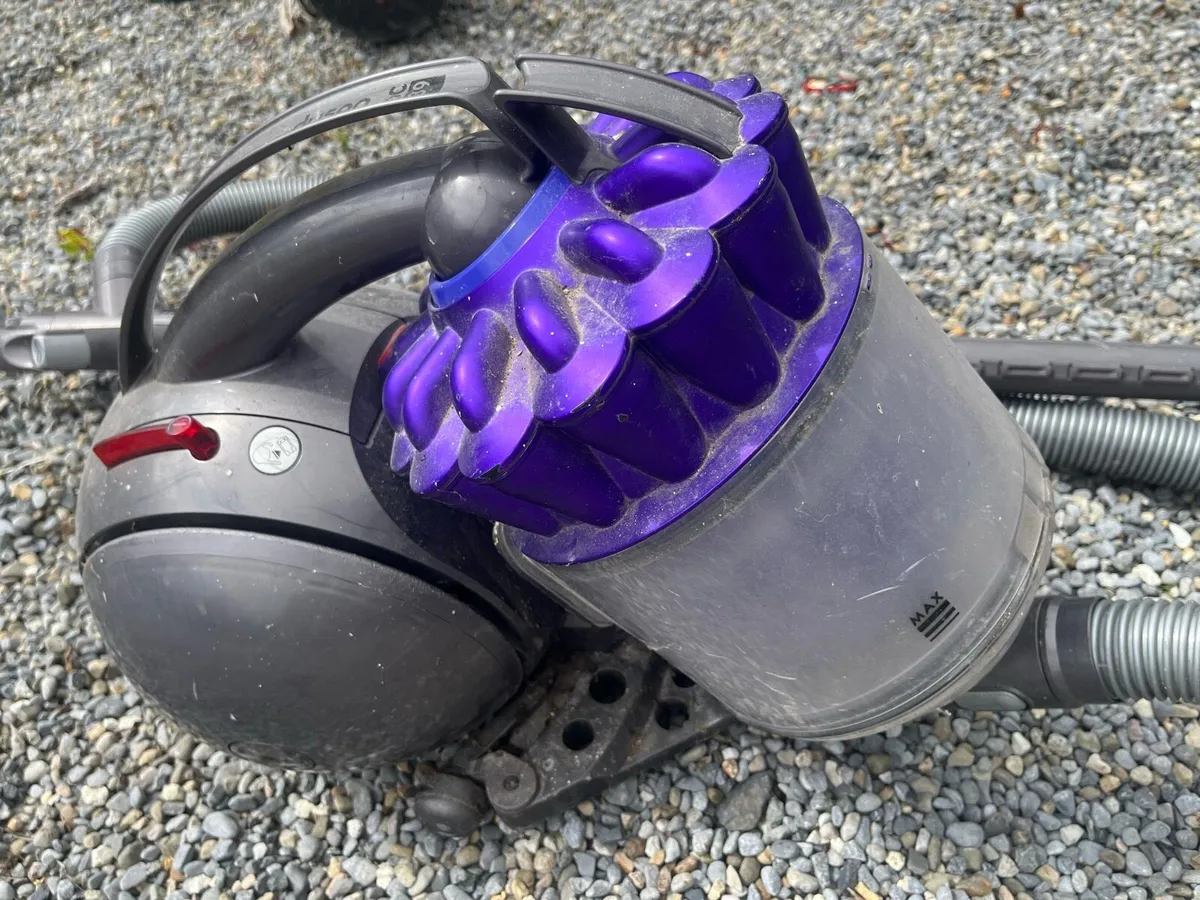 Dyson Vacuum - Image 1