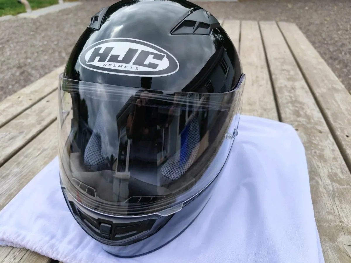 2 Motorcycle helmets size M and boots size 45-46 - Image 1