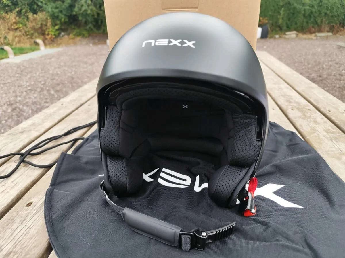 2 helmets, HJC & NEXX size M - Image 3