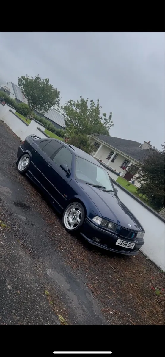 BMW e36 318i - Image 4