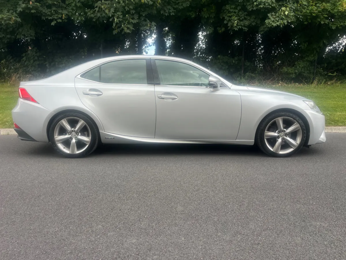 Lexus IS 2013 (AUTOMATIC (NCT 08/26 TAX 09/25) - Image 3