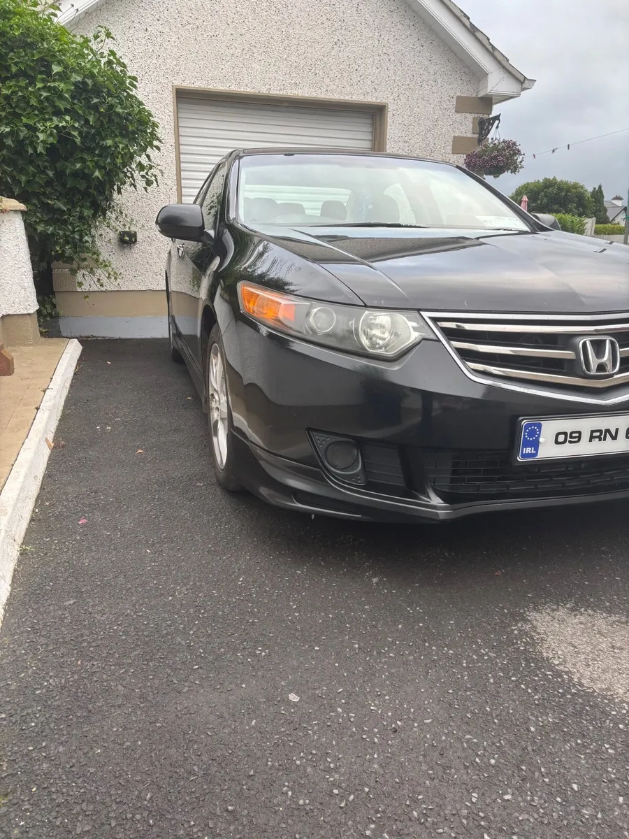 2009 Honda Accord 2.2 Diesel - Image 2