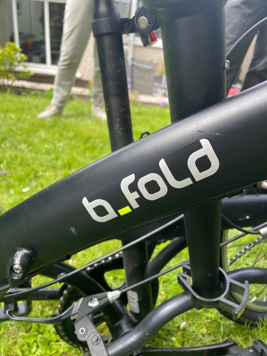 B.Fold  Folding Bike – Like New + Transport bag - Image 2