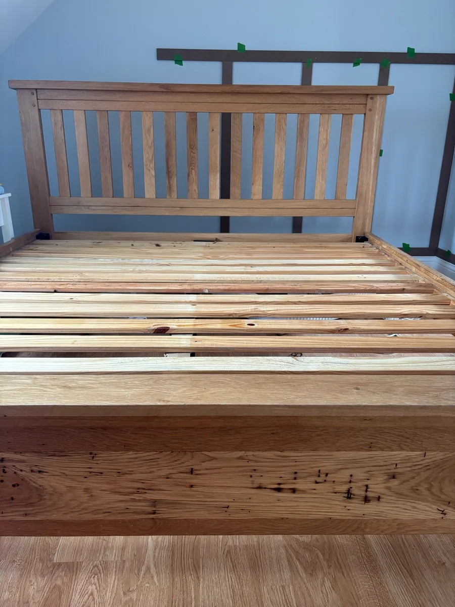 Solid oak bed frame - Image 1