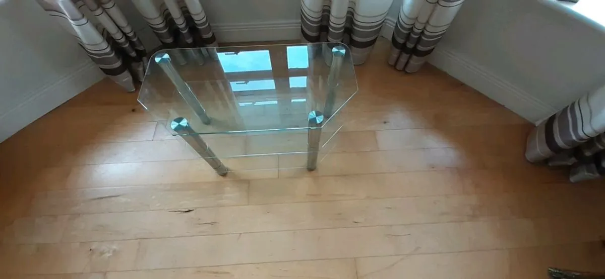 Tv stand - Image 2