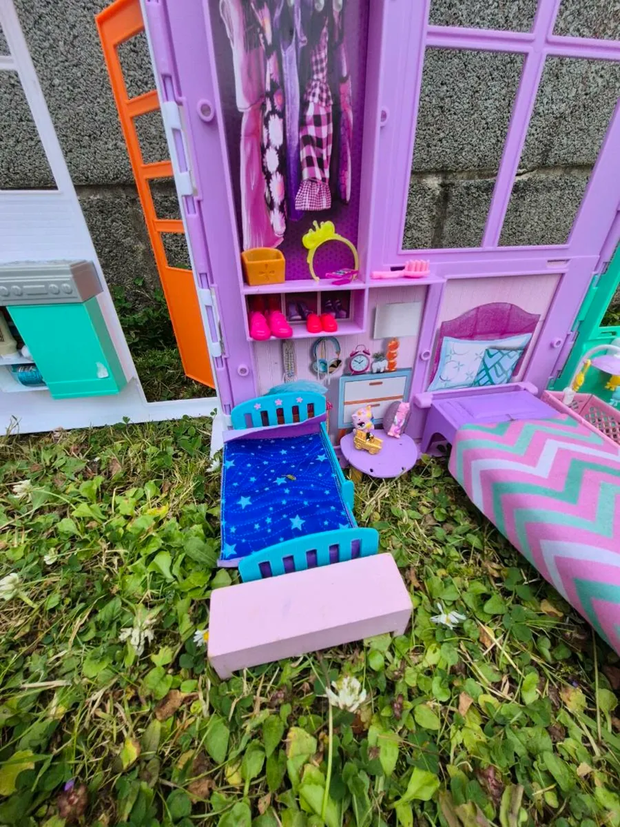 Barbie house - Image 4