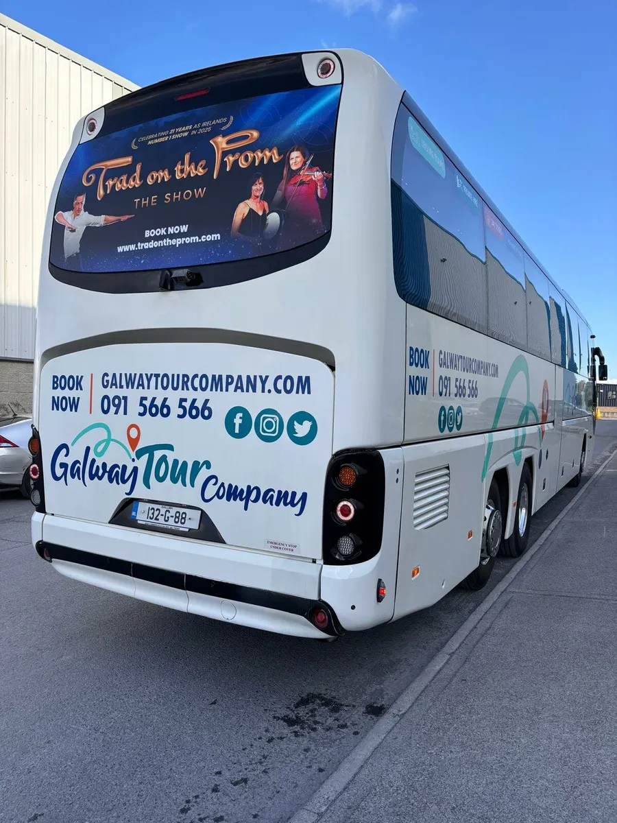 2013 man neoplan 61 seater coach - Image 2
