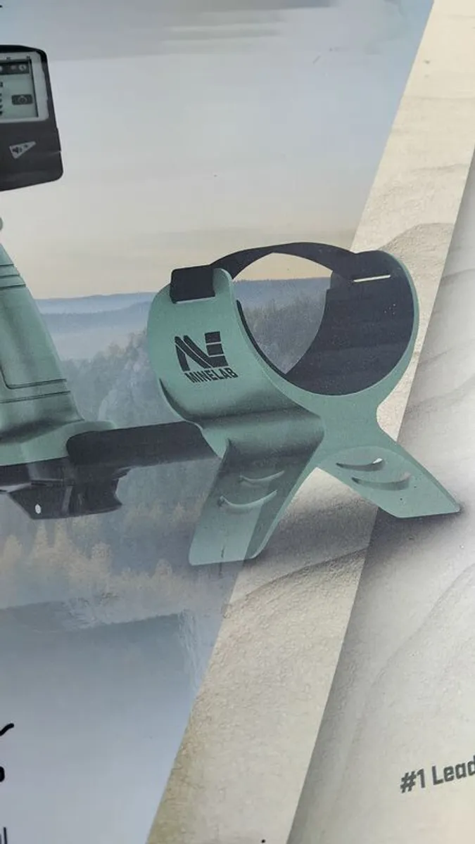 metal detector brand new never out of box - Image 3