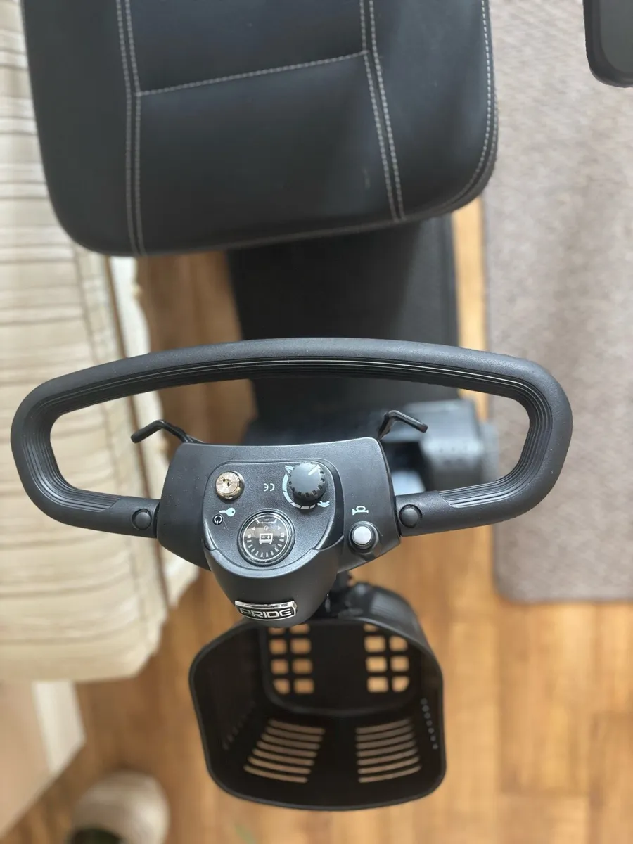 Mobility Scooter - GoGo Elite 2.0 - Image 2