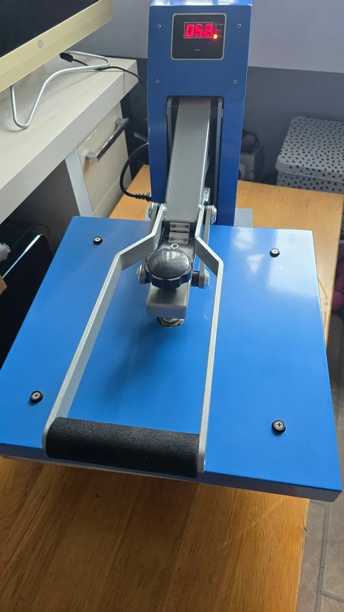 Heat press - Image 1
