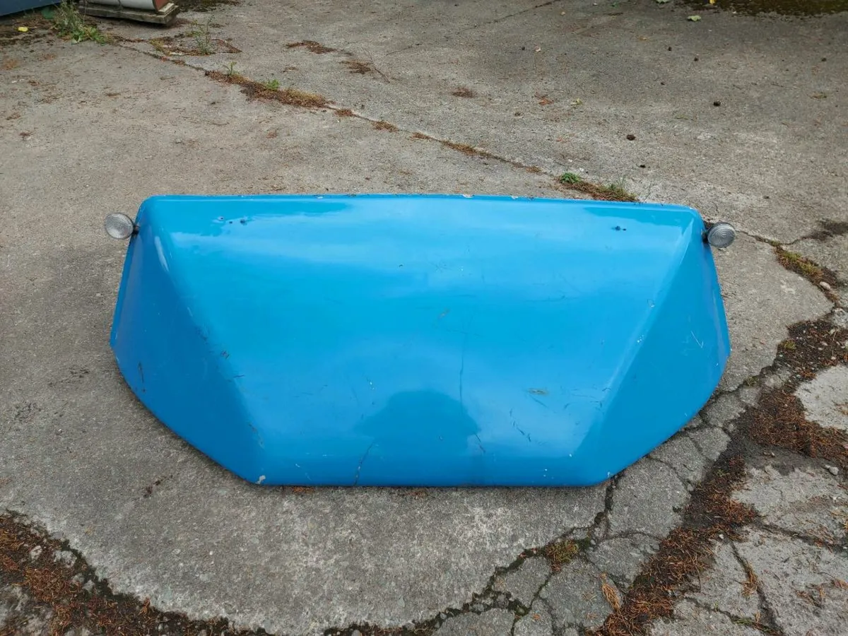 Wind deflector for small truck - Image 1