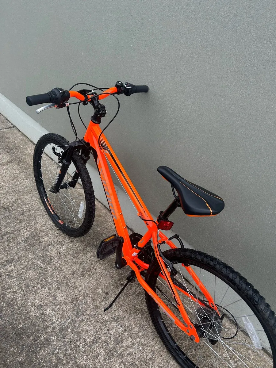 Kids sports bike - Image 2