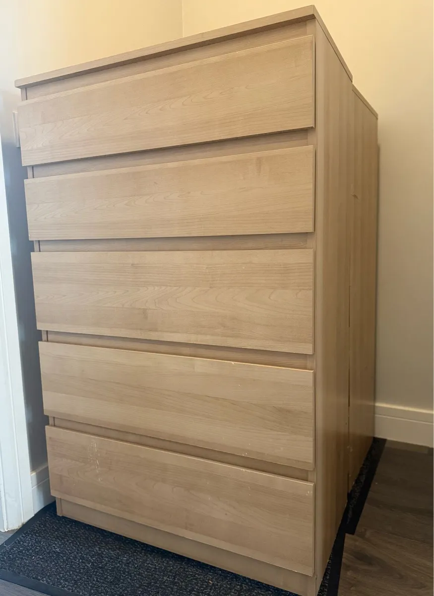 Two chests of drawers - Image 1