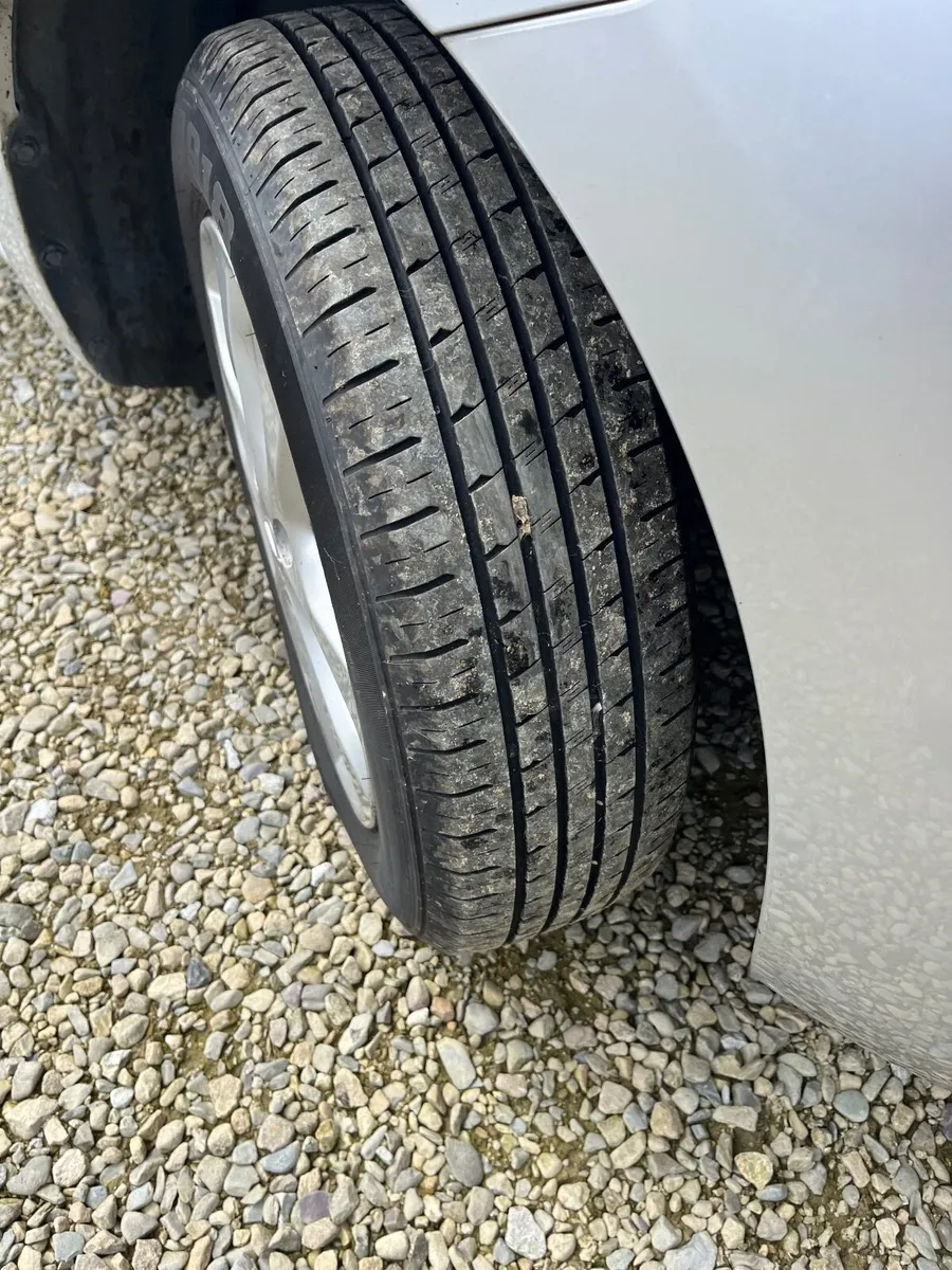 Nissan Micra 2014 - Image 2