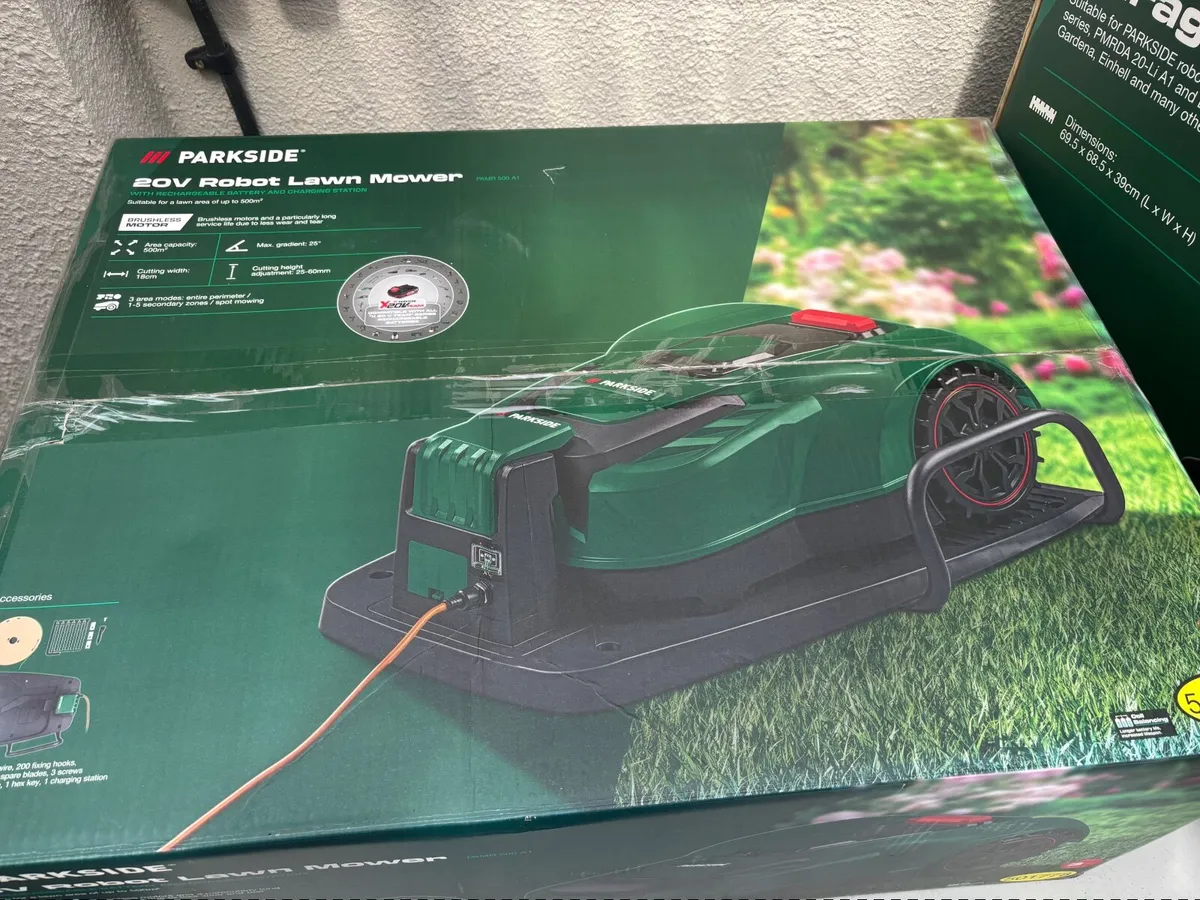 Lawnmower robot - Image 1