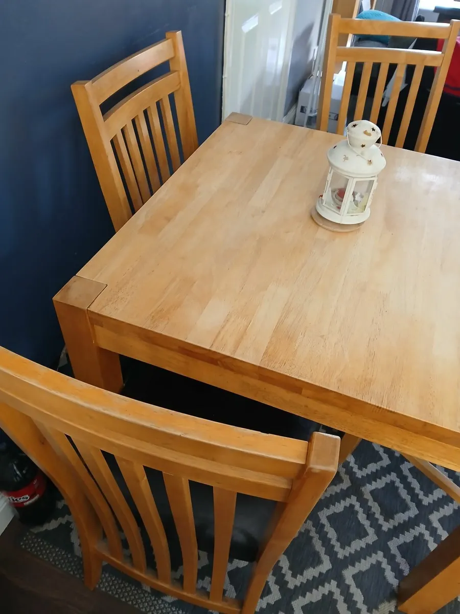 Dining table and chairs - Image 3